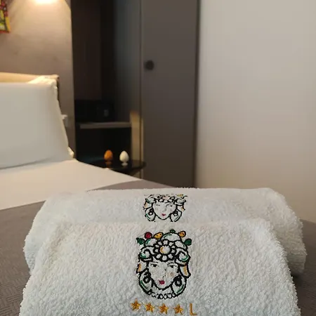 Sikelia Superior Konukevi Milazzo